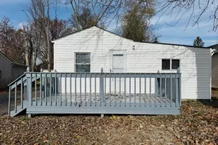 6156 Roselawn Ave, Columbus, OH 43232 - Photo 1