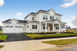 3290 Briarwood Ln, Lewis Center, OH 43035 - Photo 1