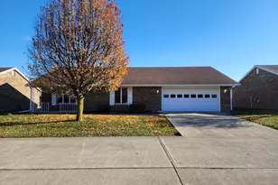 363 Harrington Dr, London, OH 43140 - Photo 1