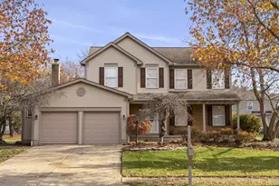826 Elgin Cir, Pickerington, OH 43147 - Photo 1