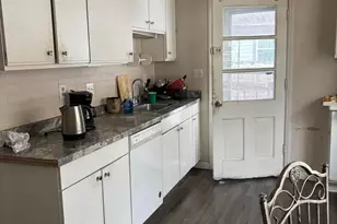 2096 Colfax Ave, Columbus, OH 43224 - Photo 1