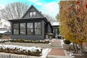 186 E Sycamore St, Columbus, OH 43206 - Photo 1