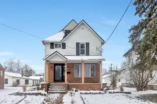 424 N Pearl St, Crestline, OH 44827 - Photo 1