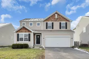 2415 Angelfire Dr, Grove City, OH 43123 - Photo 1