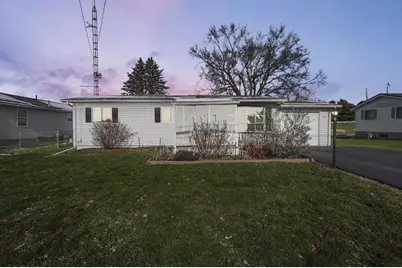 349 Spring Street, Utica, OH 43080 - Photo 1