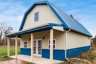 19 E 6th St, Dresden, OH 43821 - Photo 1