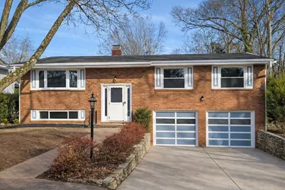 340 E Dublin Granville Road, Worthington, OH 43085 - Photo 1