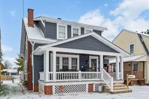 196 Forest Lawn Blvd, Marion, OH 43302 - Photo 1