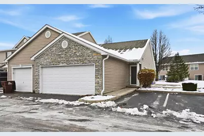 5169 Novelty Avenue #72E, Canal Winchester, OH 43110 - Photo 1