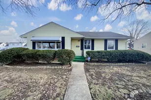 3462 Kenlawn St, Columbus, OH 43224 - Photo 1