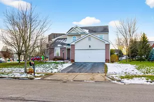 299 Links Dr, Marysville, OH 43040 - Photo 1