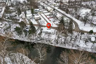 5561 Walnut View Blvd, Columbus, OH 43230 - Photo 1