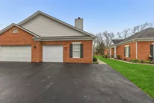 690 W Maple St, Granville, OH 43023 - Photo 1