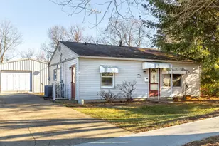 664 N Shoshone Dr, Lancaster, OH 43130 - Photo 1