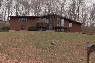 245 Overlook Dr NE, Lancaster, OH 43130 - Photo 1