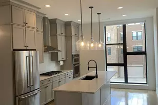 283 Neruda Ave, Columbus, OH 43215 - Photo 1