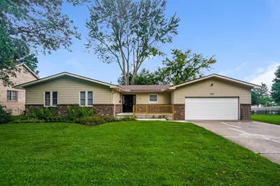 305 Station Street E, Ashville, OH 43103 - Photo 1