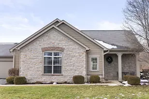 7055 Falls View Cir, Delaware, OH 43015 - Photo 1