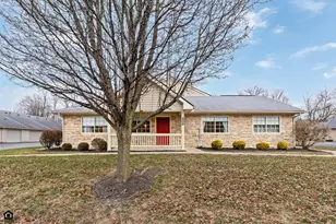 254 Wildwood Ct, Heath, OH 43056 - Photo 1
