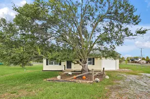 2836 US Hwy 22 NW, Washington Court House, OH 43160 - Photo 1