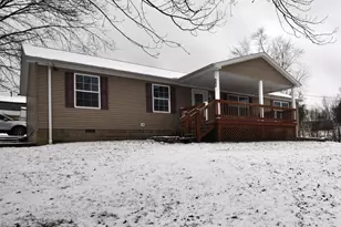 307 Harris St, Philo, OH 43771 - Photo 1