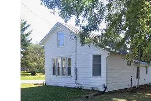 211 W Union St, Mount Gilead, OH 43338 - Photo 1