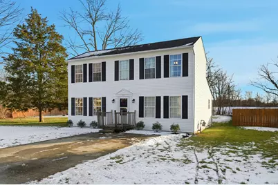 27 1st Street SW, Pataskala, OH 43062 - Photo 1