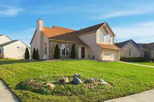 3250 Cypress Point Ct, Pickerington, OH 43147 - Photo 1