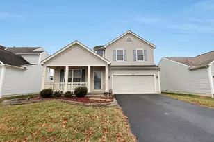 817 Bent Oak Dr, Blacklick, OH 43004 - Photo 1