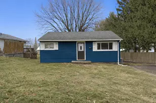 118 Pleasant St, Mechanicsburg, OH 43044 - Photo 1
