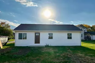 5190 East St NE, London, OH 43140 - Photo 1