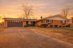 958 Torrence Dr, Springfield, OH 45503 - Photo 1