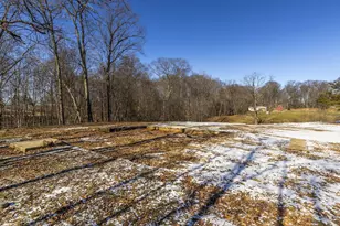 6875 Indian Run Rd NE, Pleasantville, OH 43148 - Photo 1