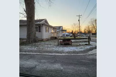 225 East Street, Buckeye Lake, OH 43008 - Photo 1