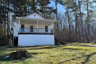 14 Hickory St, Athens, OH 45701 - Photo 1