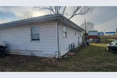 1339 S Pickaway Street, Circleville, OH 43113 - Photo 1