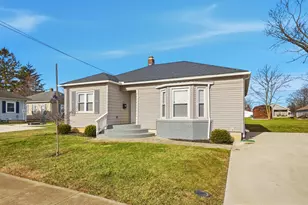 410 E Elm St, Washington Court House, OH 43160 - Photo 1