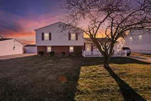 5220 Edgeview Rd, Columbus, OH 43207 - Photo 1