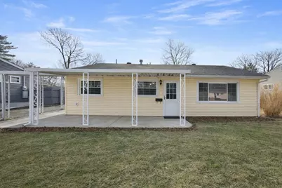 4413 Broadhurst Drive, Columbus, OH 43213 - Photo 1