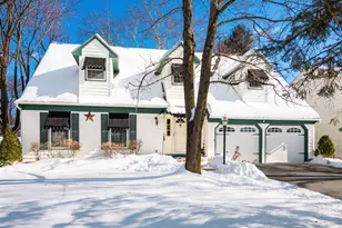 5520 Ellinger St, Columbus, OH 43235 - Photo 1