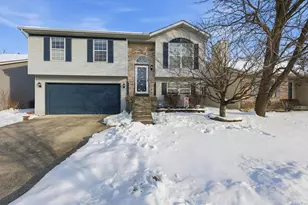 1062 Viewpointe Dr, Columbus, OH 43207 - Photo 1