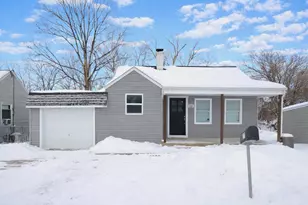 211 N McElroy Rd, Mansfield, OH 44905 - Photo 1