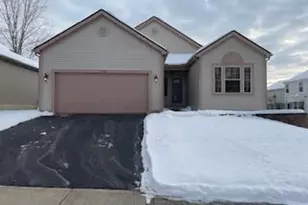 9192 Cambrian Commons Dr, Columbus, OH 43240 - Photo 1