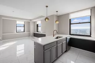 50 W Broad St, Columbus, OH 43215 - Photo 1