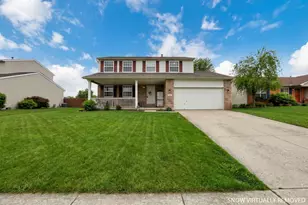 876 Greenwood Ln, Trenton, OH 45067 - Photo 1