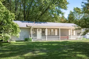 10475 Hazelton-Etna Rd SW, Pataskala, OH 43062 - Photo 1