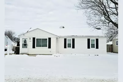 438 Warren Avenue, Washington Court House, OH 43160 - Photo 1