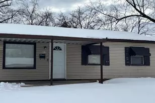 1198 Woodnell Ave, Columbus, OH 43219 - Photo 1