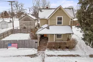 320 S Lane St, Bucyrus, OH 44820 - Photo 1