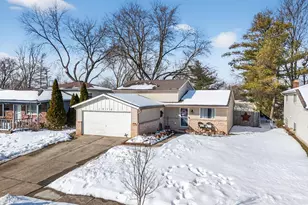 1978 Shallowford Ave, Columbus, OH 43235 - Photo 1